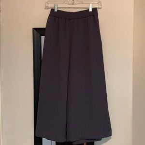 Grey Wide Leg Aritzia Cropped Pant